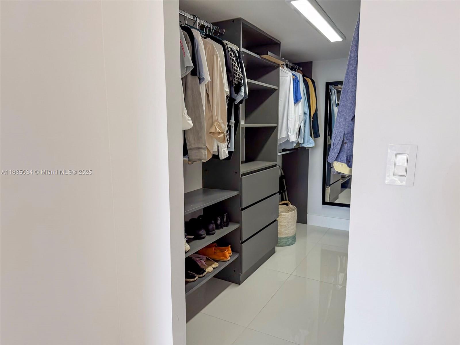 Photo of 20379 Country Club Dr  #1434, Aventura, Florida, 33180 - 
