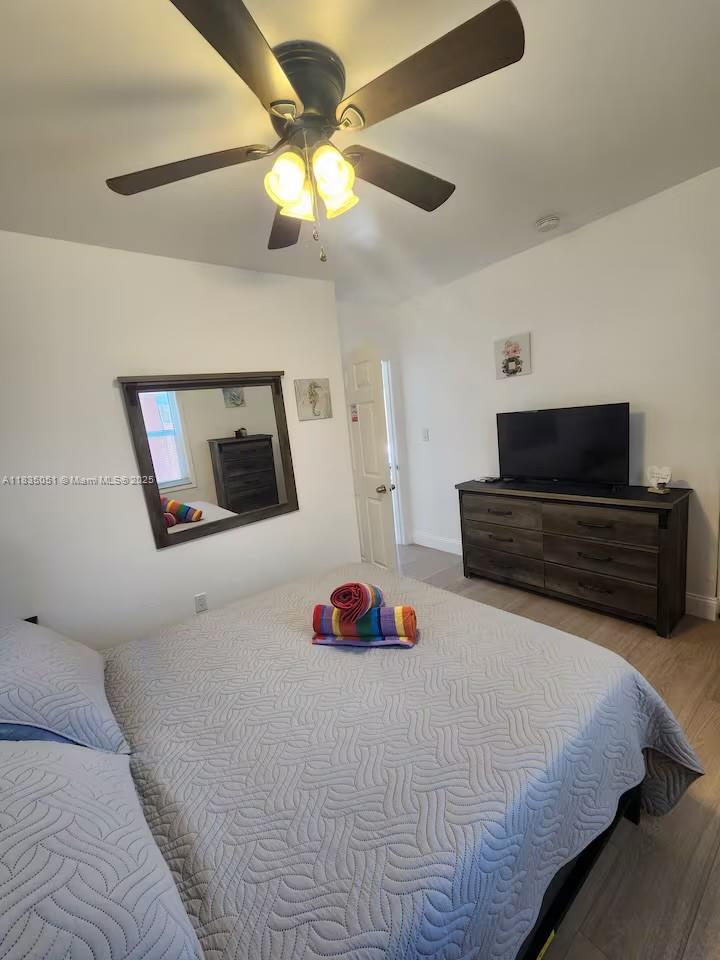 See details 1-4 / sq. ft. $ 2025-07-24 0 Photo