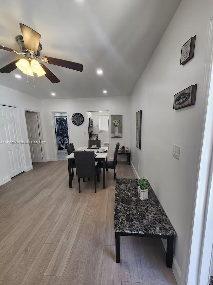 See details 1-4 / sq. ft. $ 2025-07-24 0 Photo