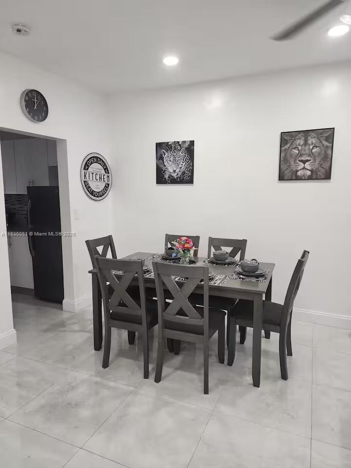 See details 1-4 / sq. ft. $ 2025-07-24 0 Photo