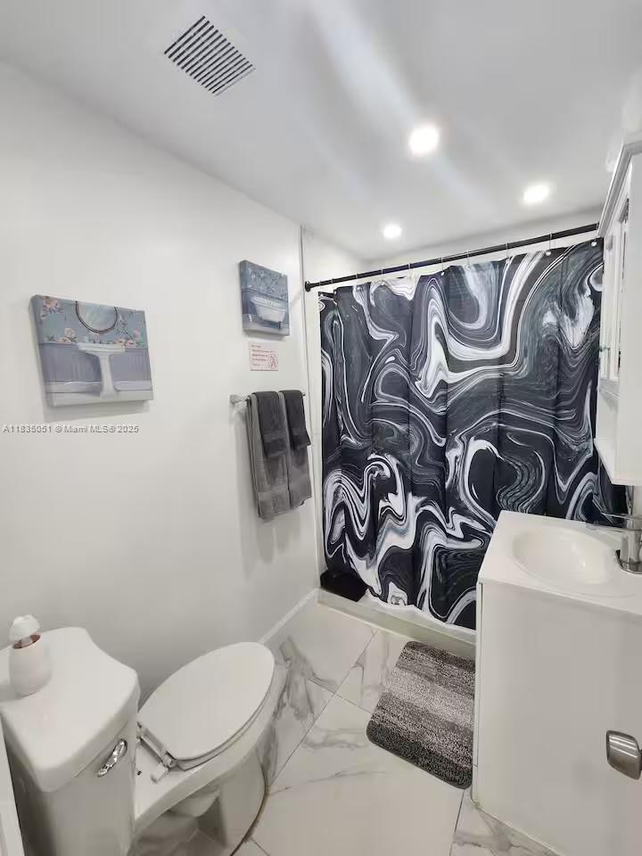See details 1-4 / sq. ft. $ 2025-07-24 0 Photo