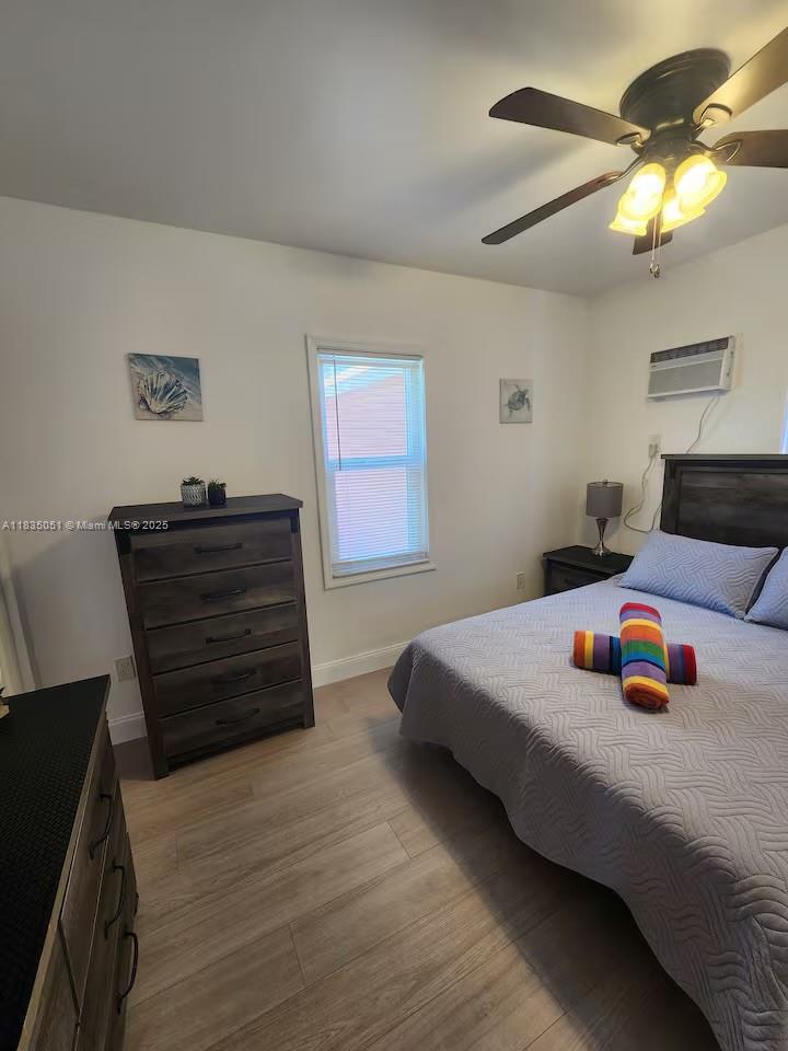 See details 1-4 / sq. ft. $ 2025-07-24 0 Photo