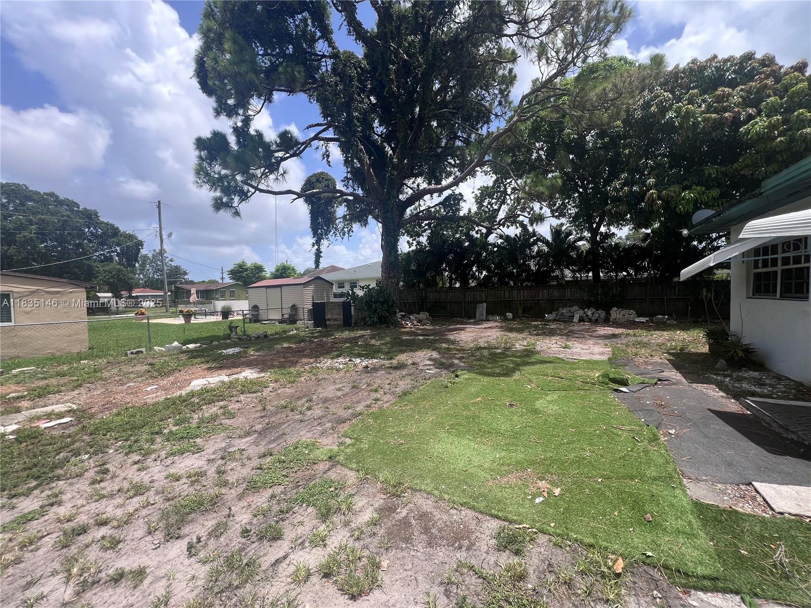 See details / 1100 sq. ft. $ 2025-07-07 0 Photo