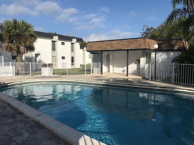 Ver detalles / 960 sq. ft. $ 2025-07-07 0 foto