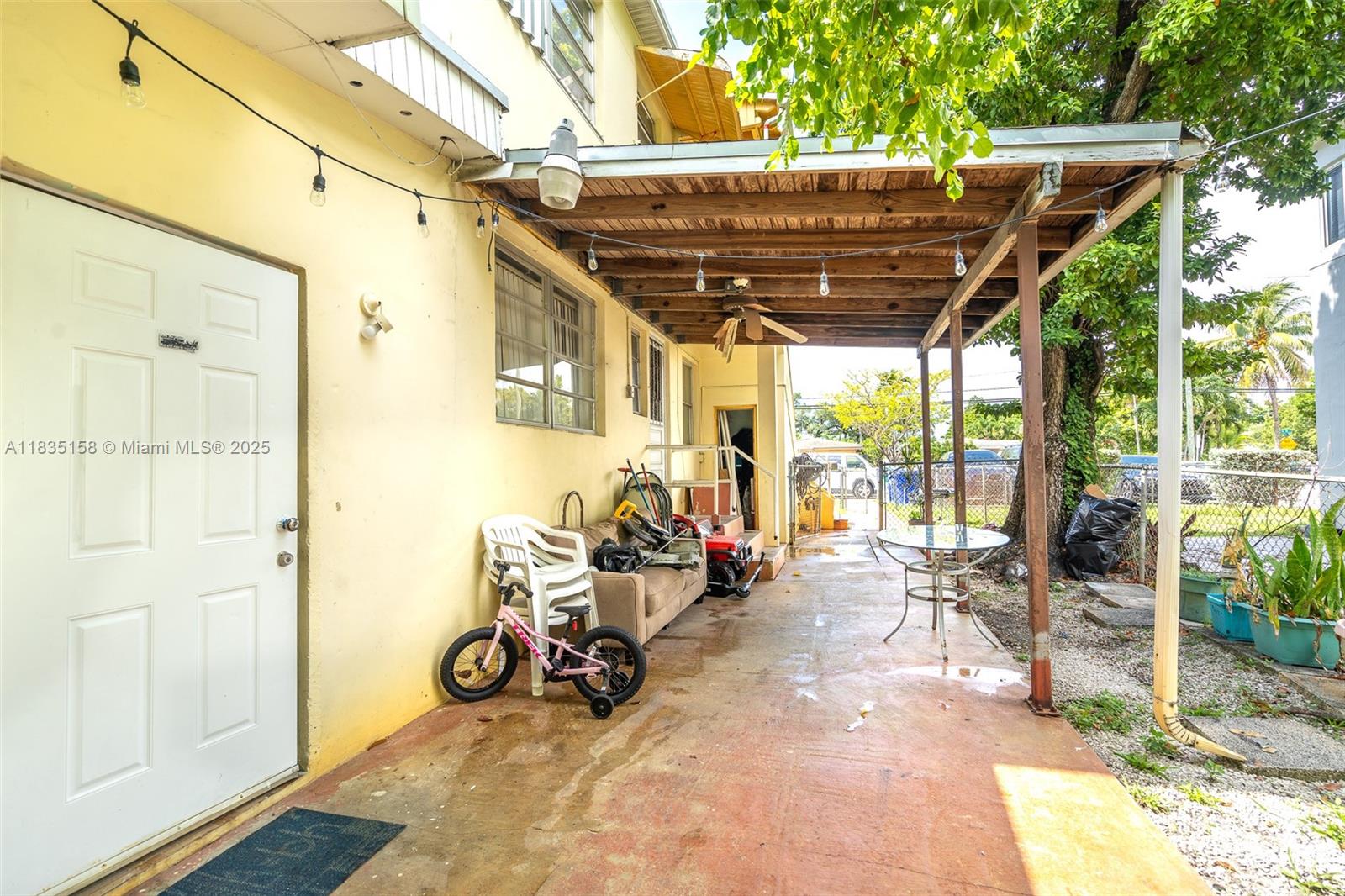 See details / 2220 sq. ft. $ 2025-07-07 0 Photo
