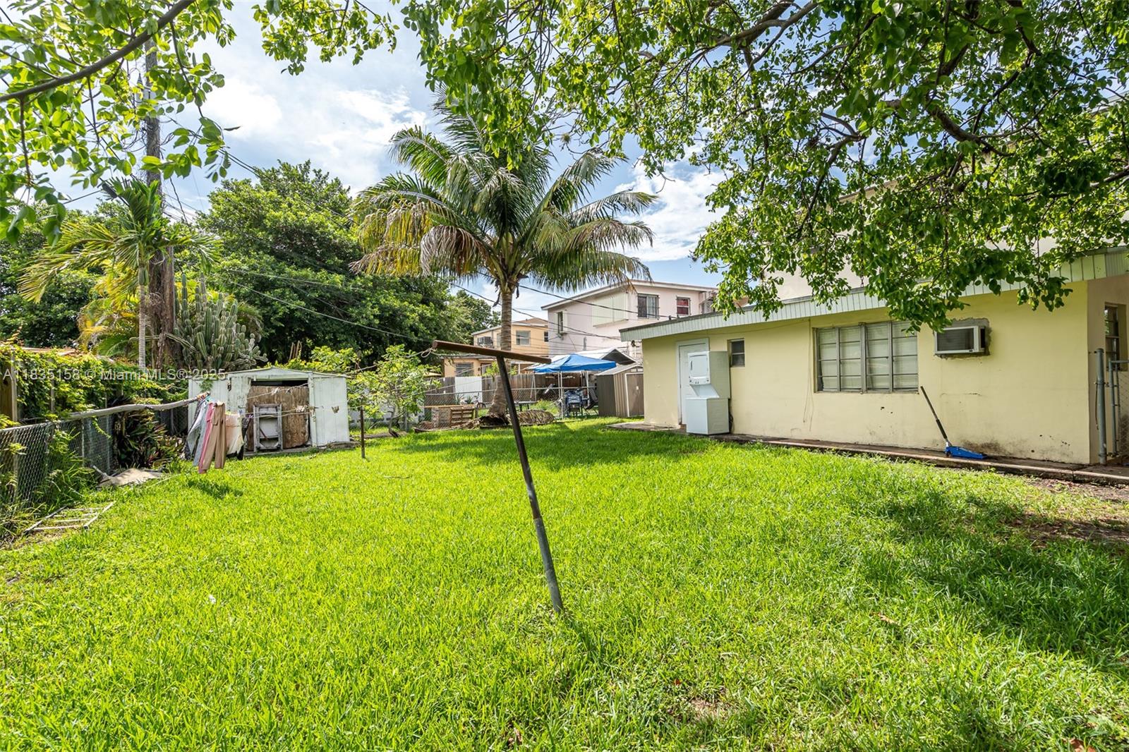 See details / 2220 sq. ft. $ 2025-07-07 0 Photo
