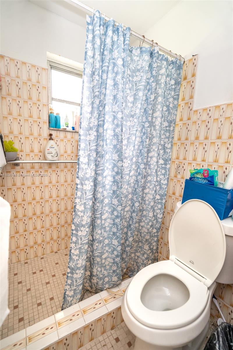 See details / 2220 sq. ft. $ 2025-07-07 0 Photo