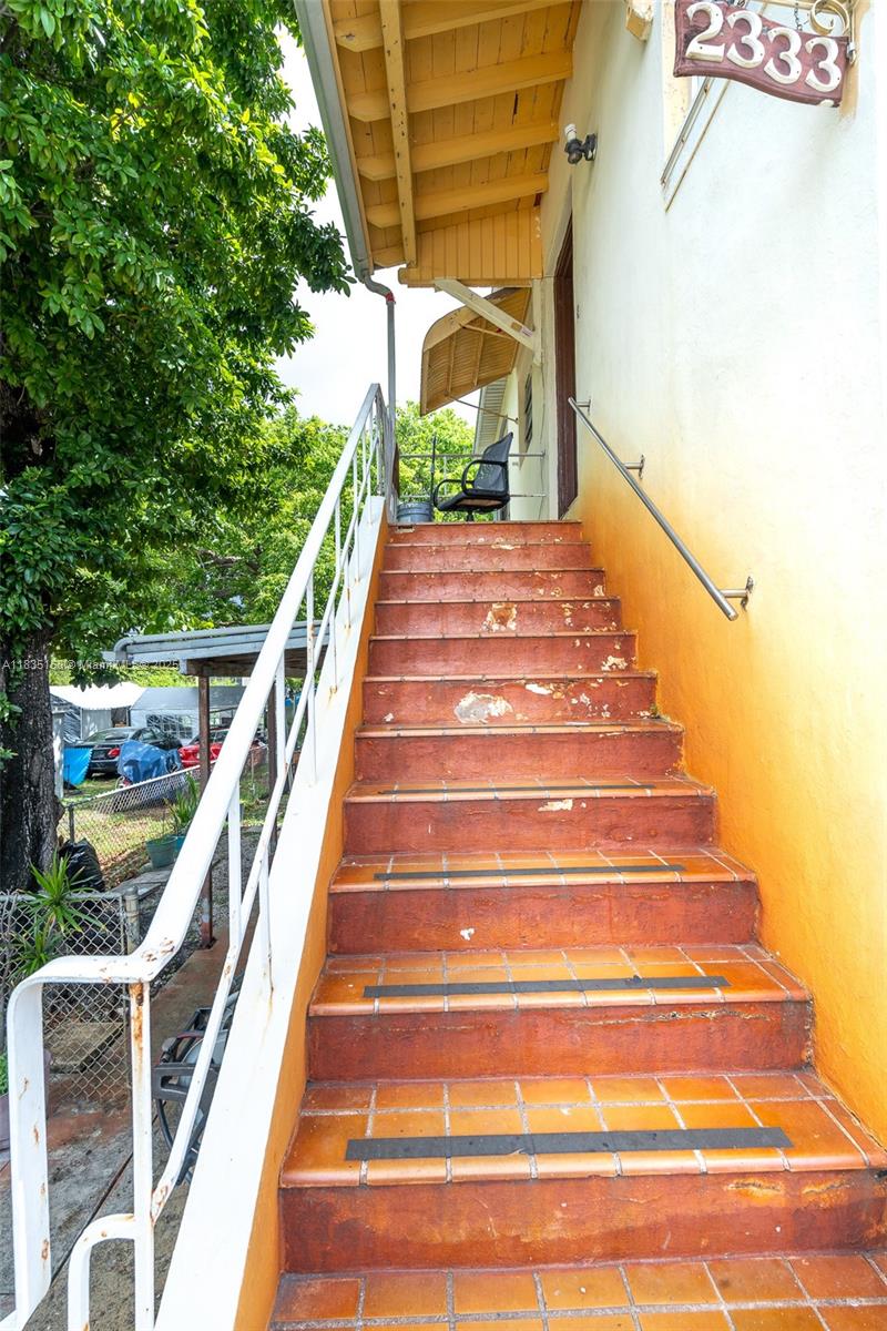 See details / 2220 sq. ft. $ 2025-07-07 0 Photo
