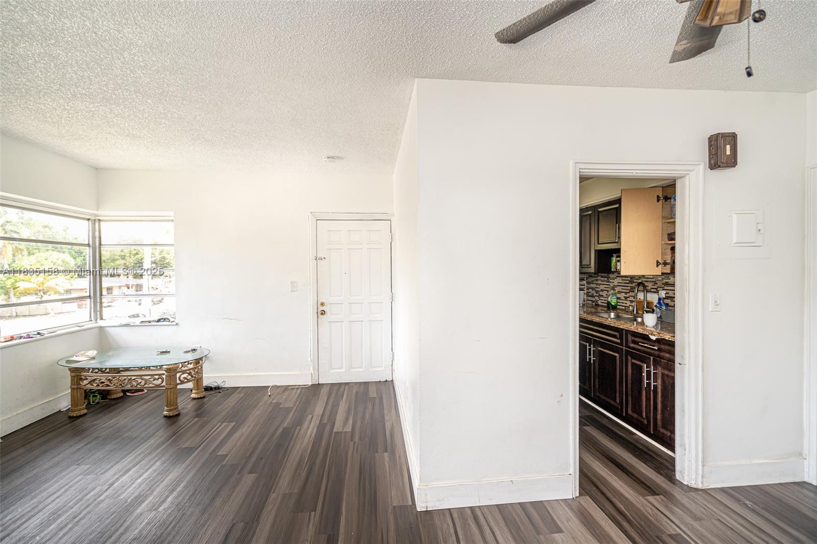 See details / 2220 sq. ft. $ 2025-07-07 0 Photo