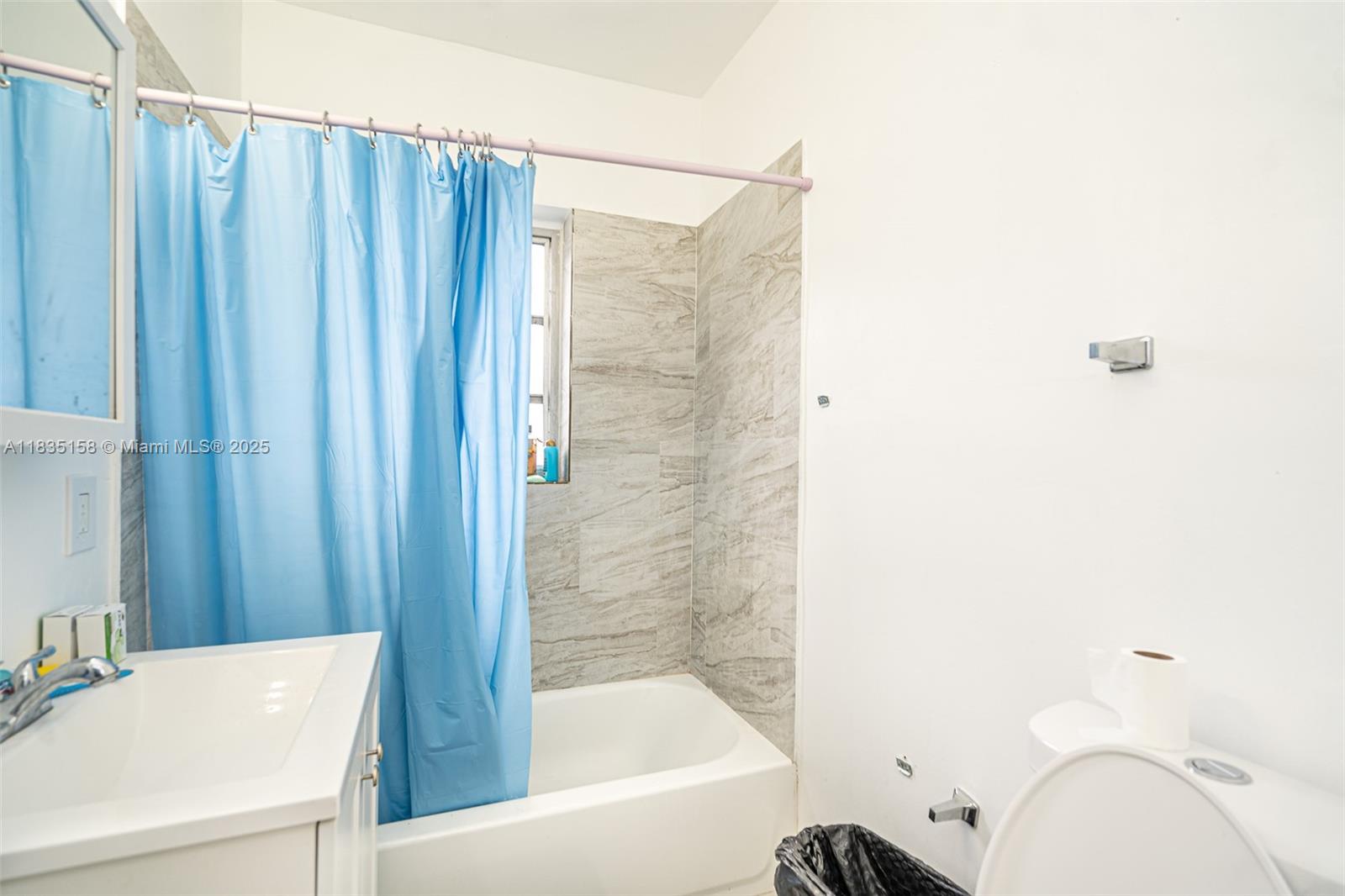 See details / 2220 sq. ft. $ 2025-07-07 0 Photo