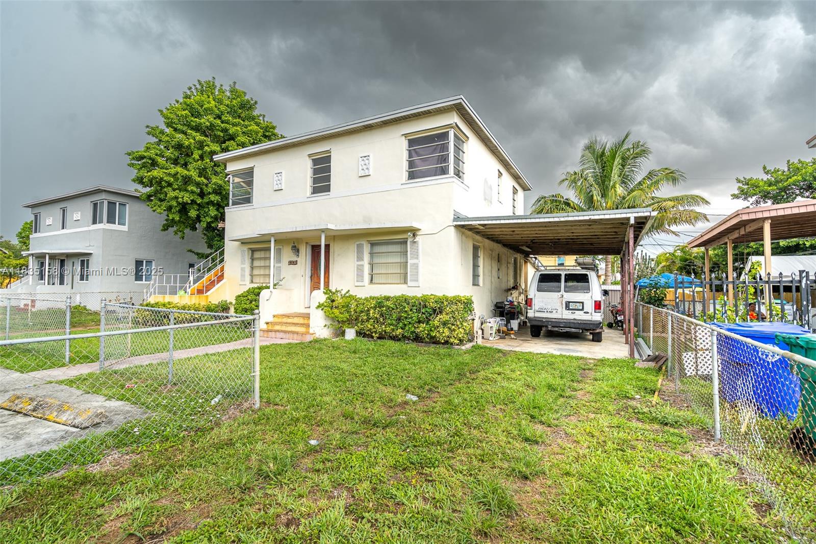 See details / 2220 sq. ft. $ 2025-07-07 0 Photo