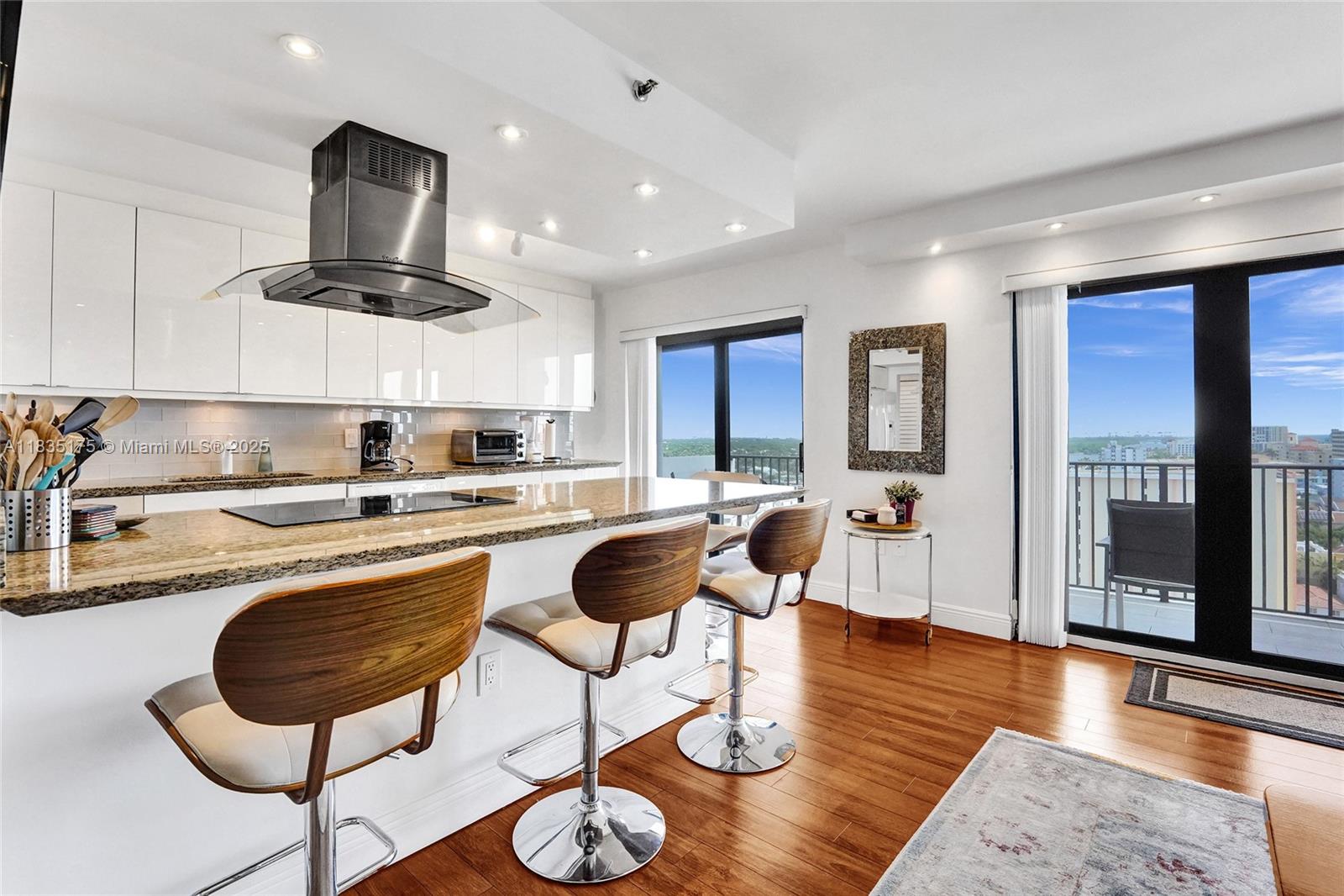 Photo of 1201 Ocean Dr  #1508N, Hollywood, Florida, 33019 - 