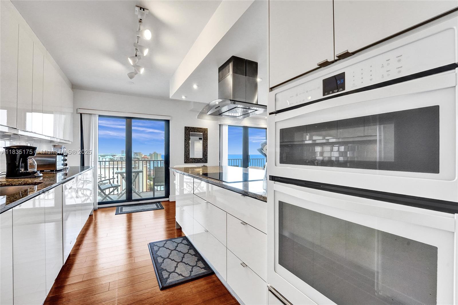 Photo of 1201 Ocean Dr  #1508N, Hollywood, Florida, 33019 - 