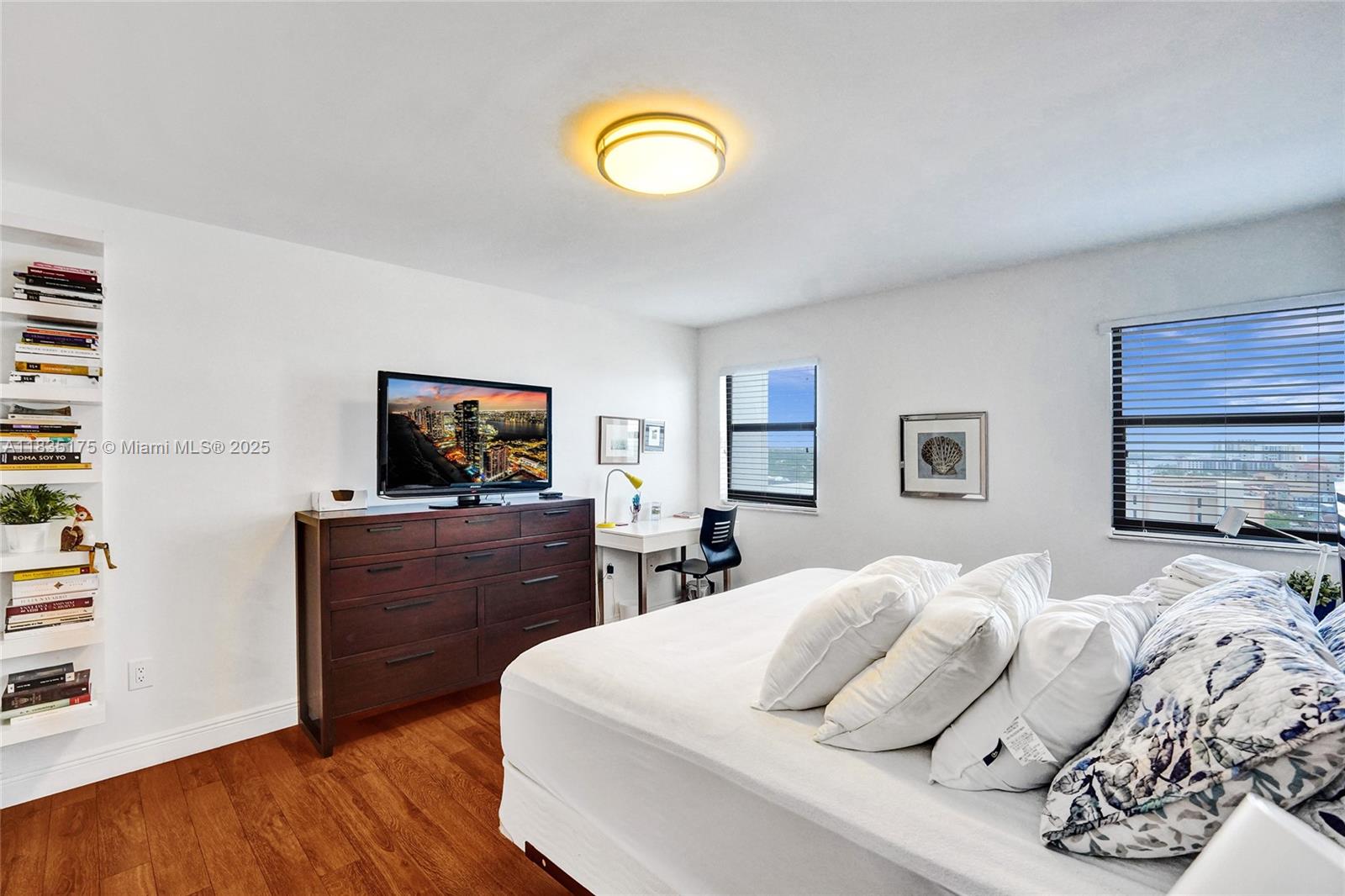 Photo of 1201 Ocean Dr  #1508N, Hollywood, Florida, 33019 - 