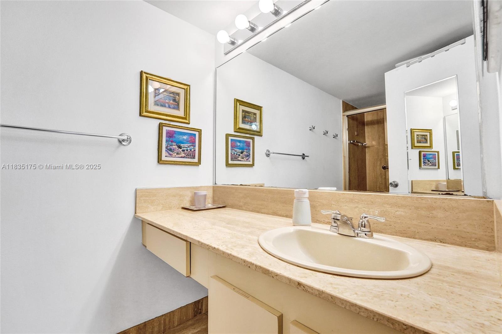 Photo of 1201 Ocean Dr  #1508N, Hollywood, Florida, 33019 - 