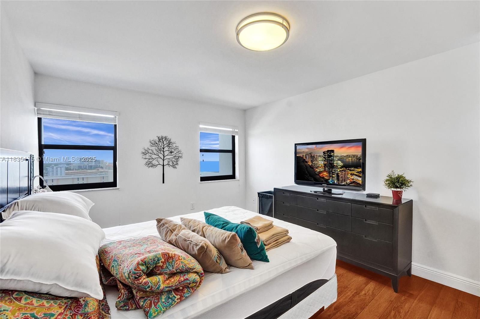 Photo of 1201 Ocean Dr  #1508N, Hollywood, Florida, 33019 - 