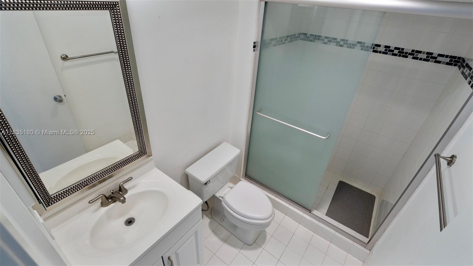 Photo of 3701 Country Club Dr  #606, Aventura, Florida, 33180 - 