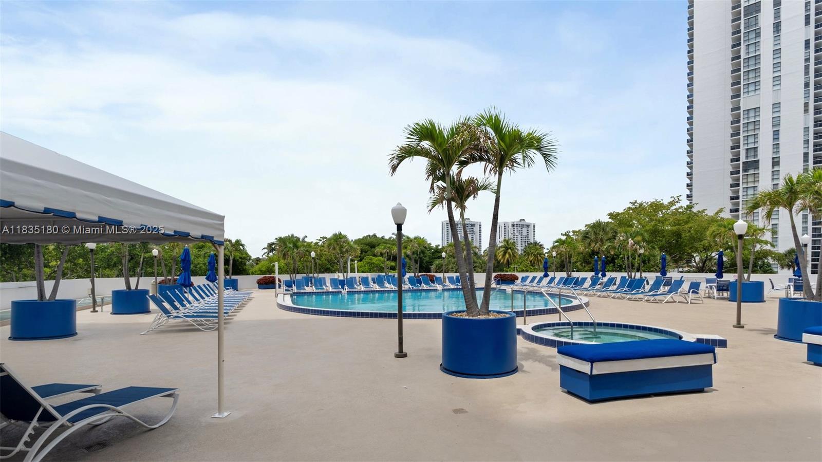 Photo of 3701 Country Club Dr  #606, Aventura, Florida, 33180 - 