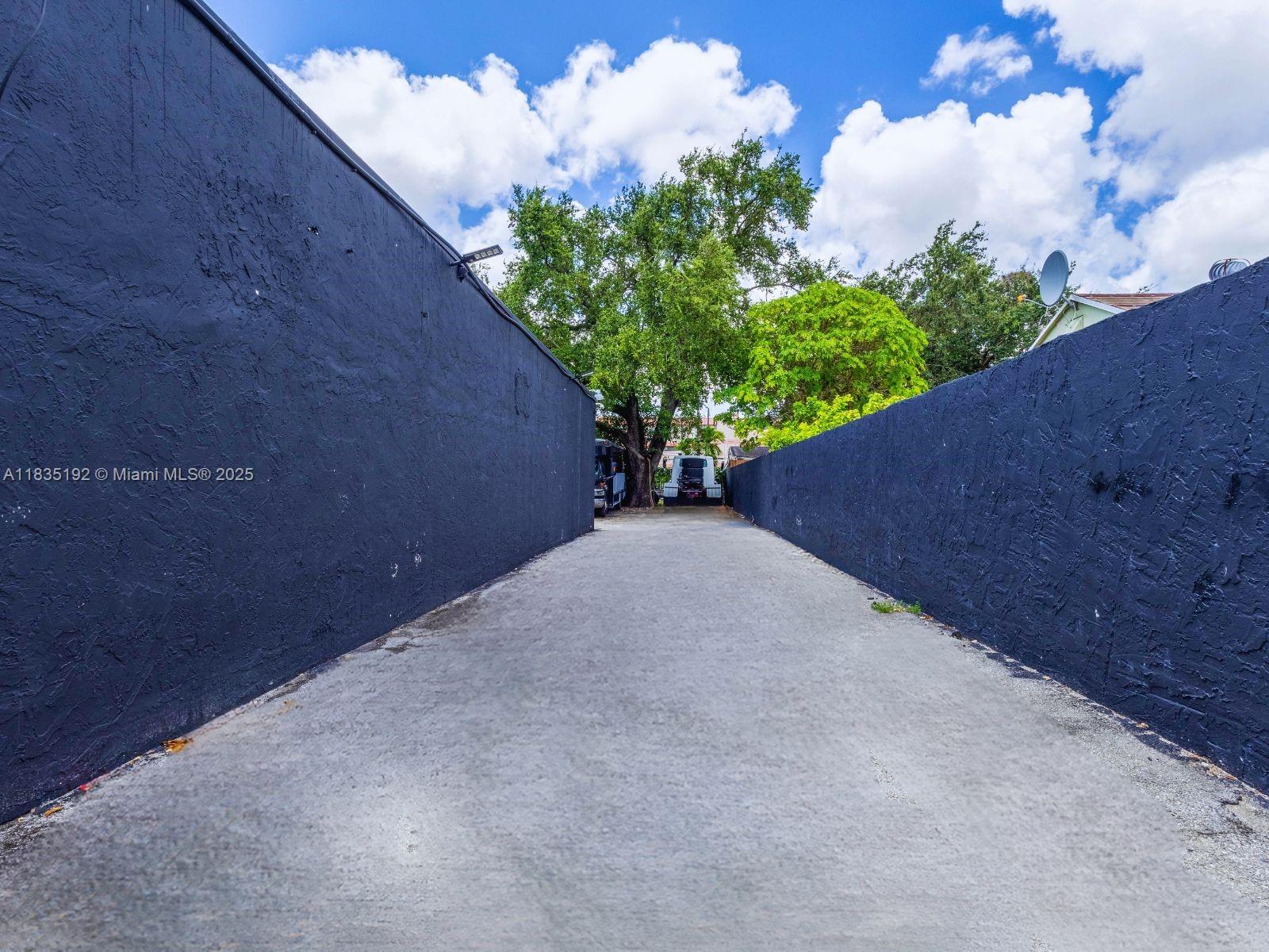 See details / sq. ft. $ 2025-07-07 0 Photo