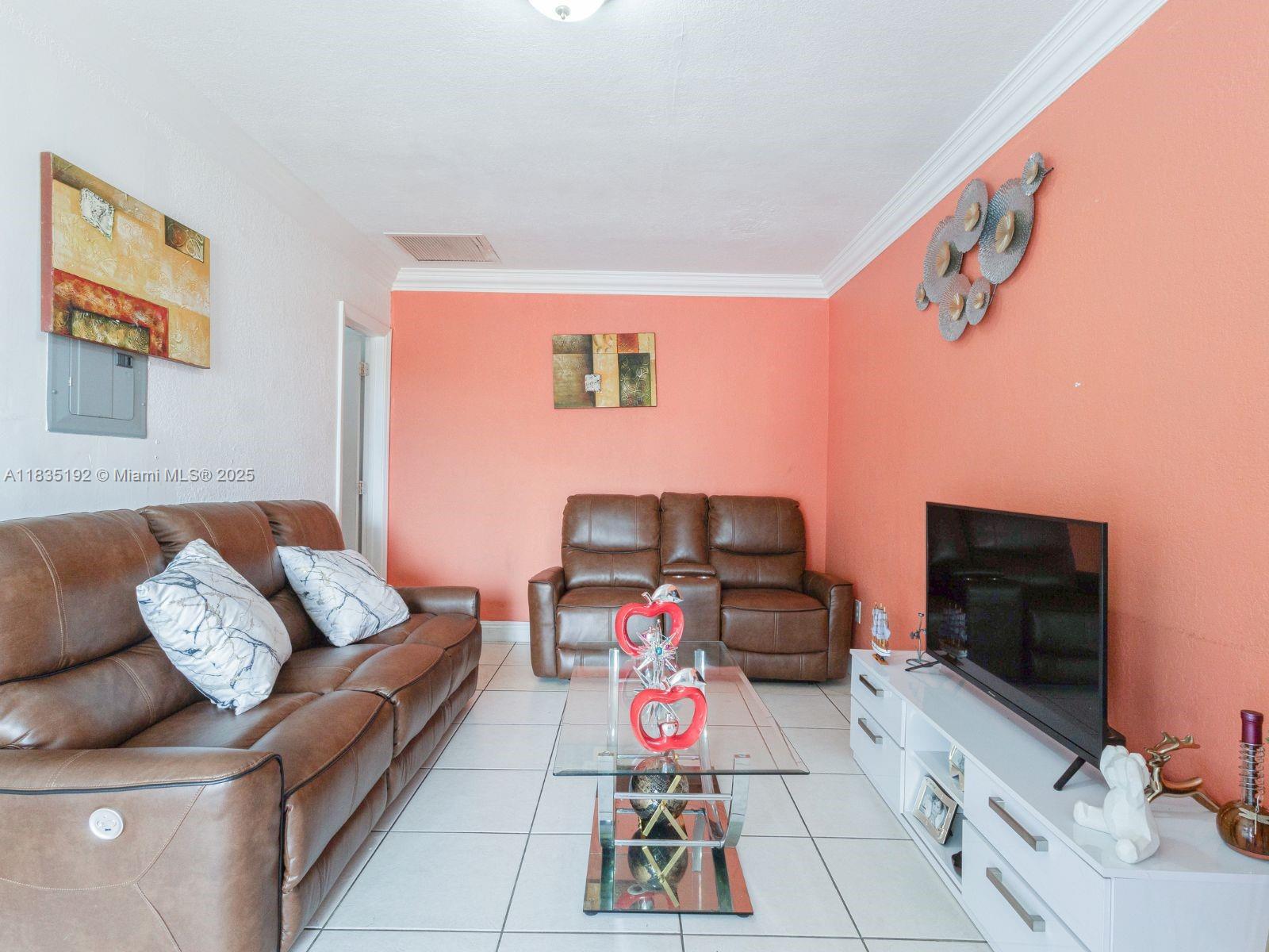 See details / sq. ft. $ 2025-07-07 0 Photo