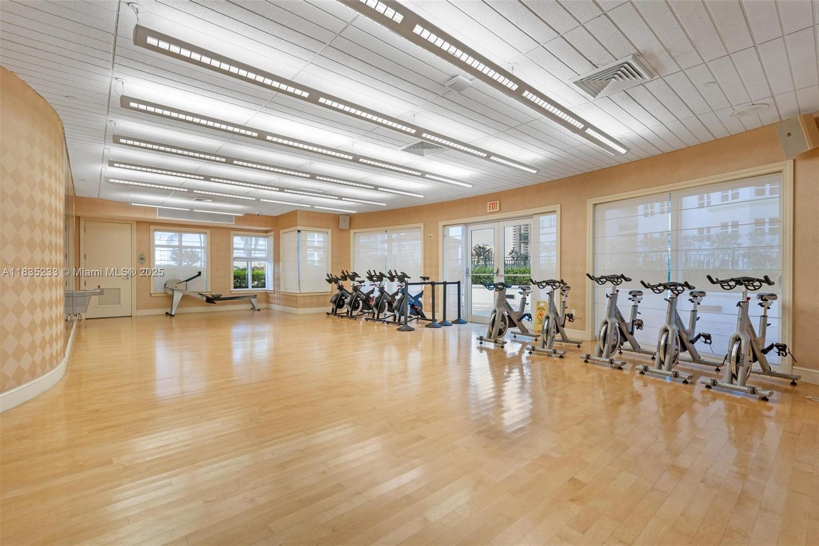 Photo of 20000 Country Club Dr  #TS02, Aventura, Florida, 33180 - 