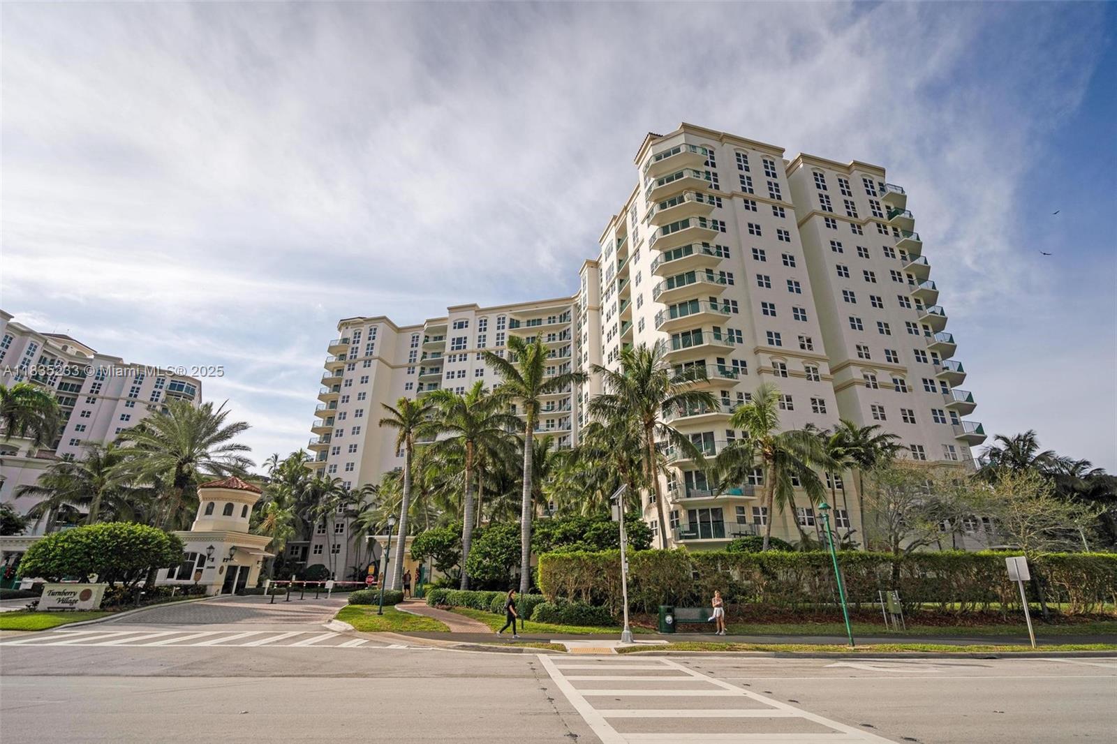 Photo of 20000 Country Club Dr  #TS02, Aventura, Florida, 33180 - 