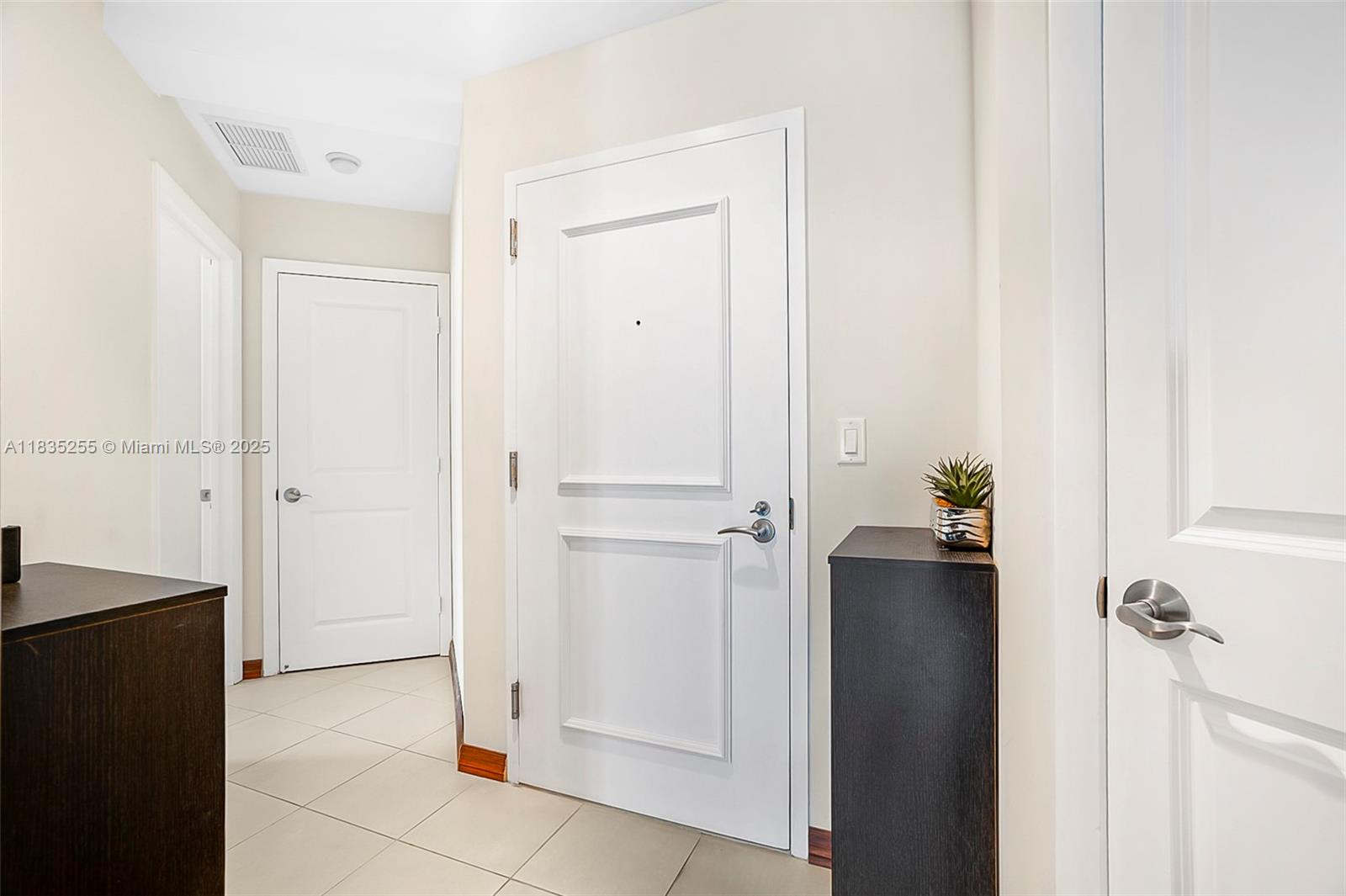 Photo of 1945 Ocean Dr  #901, Hallandale Beach, Florida, 33009 - 