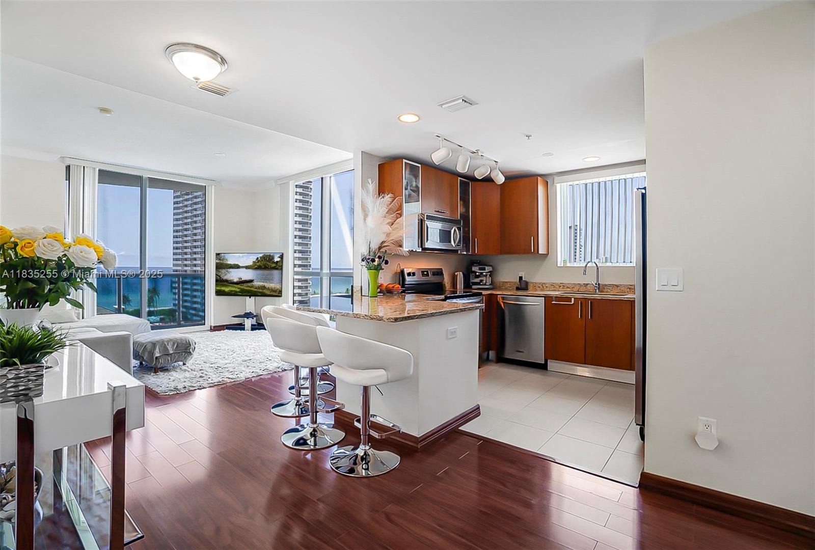 Photo of 1945 Ocean Dr  #901, Hallandale Beach, Florida, 33009 - 