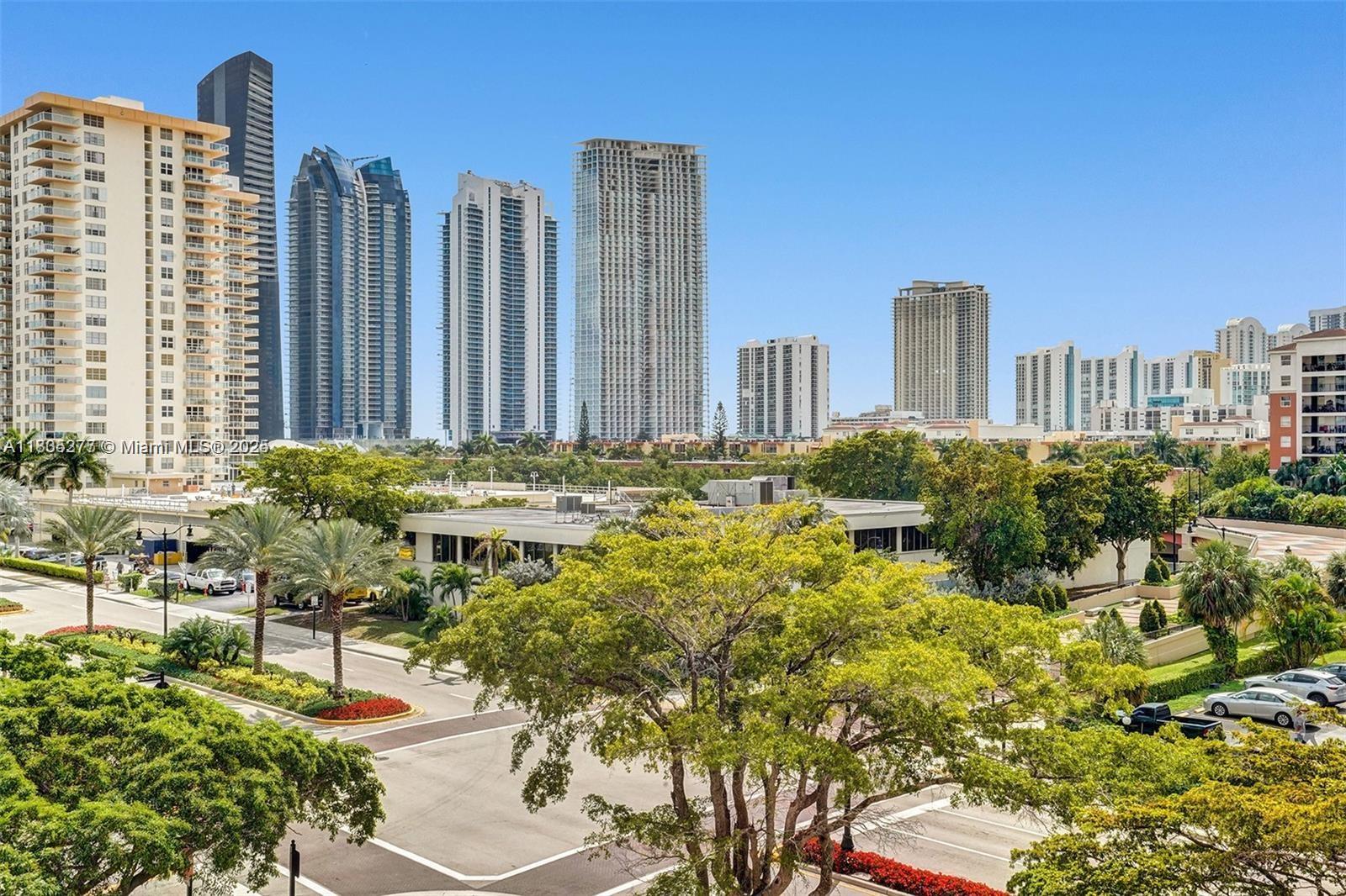 See details 415 1 / 2 943 sq. ft. $ 2025-07-28 0 Photo