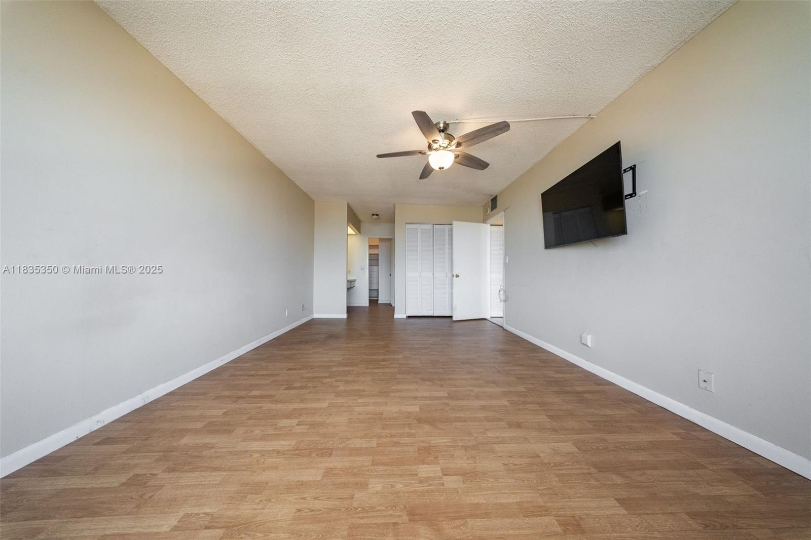 Photo of 2500 Parkview Dr  #1502, Hallandale Beach, Florida, 33009 - 