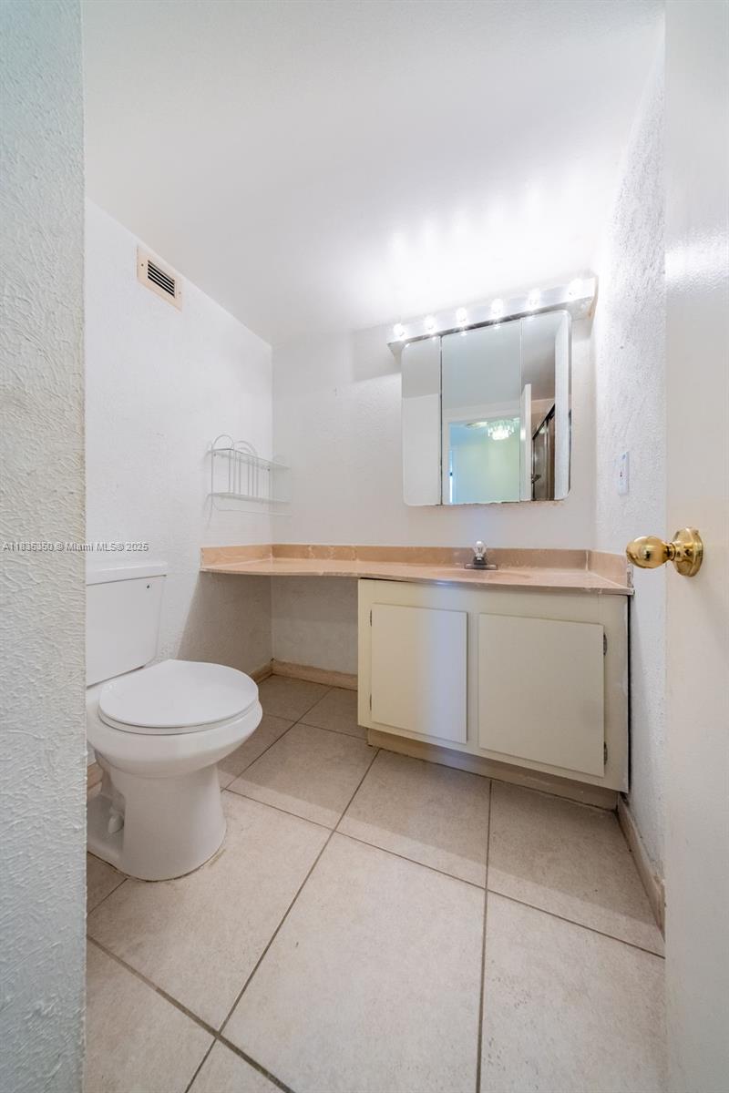 Photo of 2500 Parkview Dr  #1502, Hallandale Beach, Florida, 33009 - 