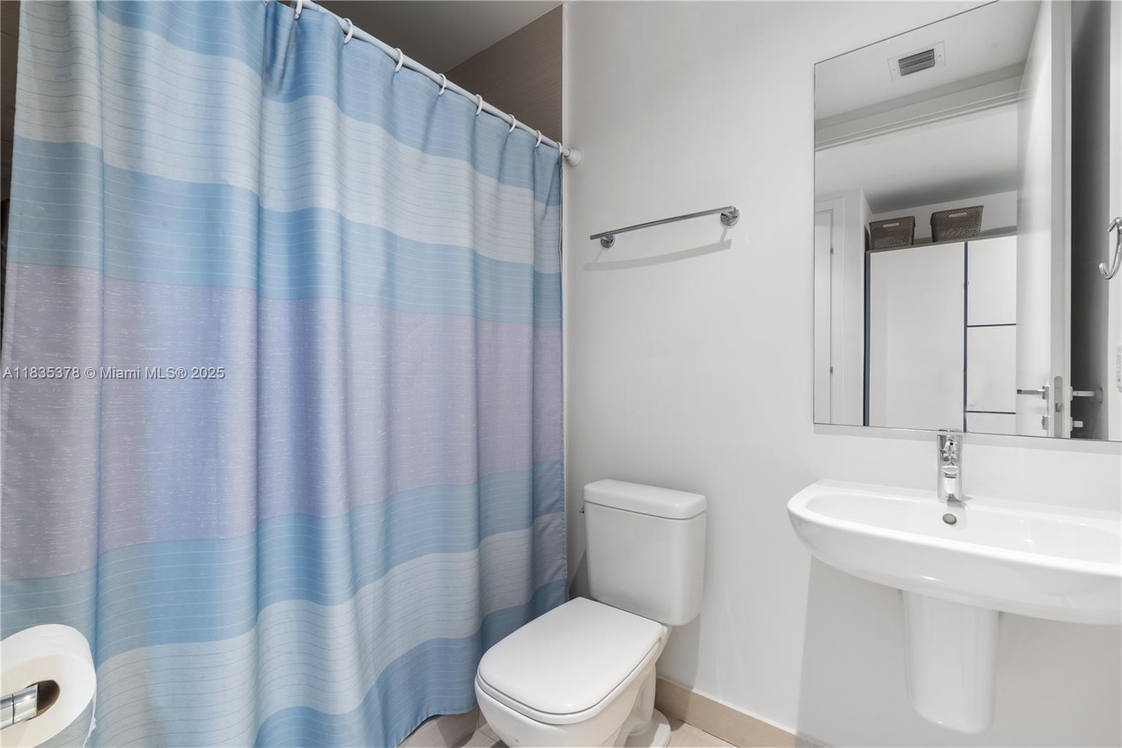 Photo of 3250 188th St  #LPH02, Aventura, Florida, 33180 - 