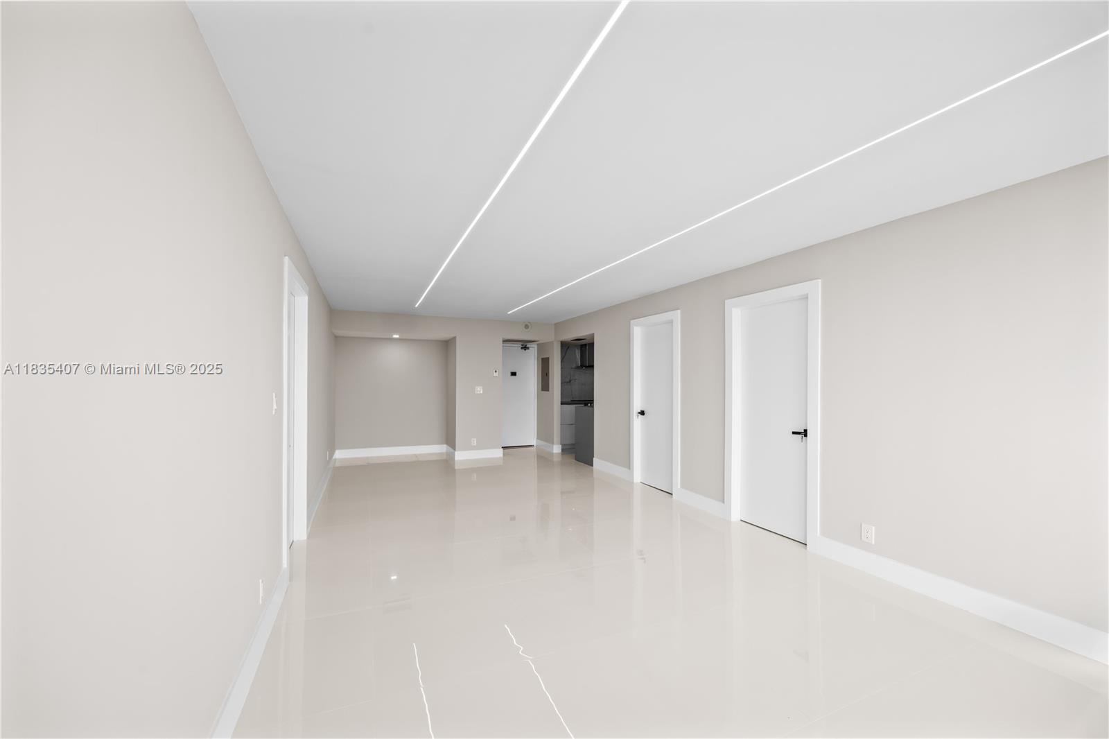 Photo of 20379 Country Club Dr #1938, Aventura, Florida, 33180 -