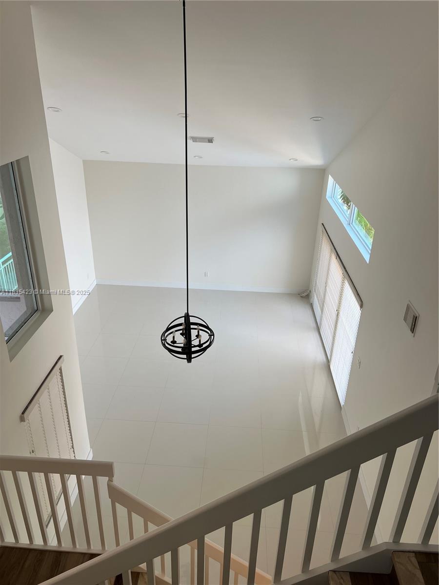 Photo of 1135 Pin Oak St  (1135), Hollywood, Florida, 33019 - 