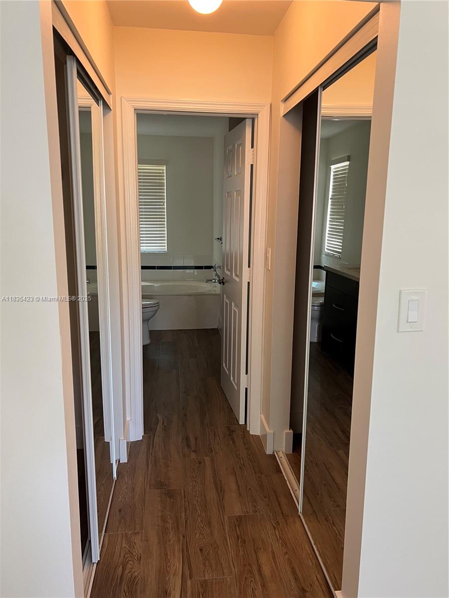 Photo of 1135 Pin Oak St  (1135), Hollywood, Florida, 33019 - 