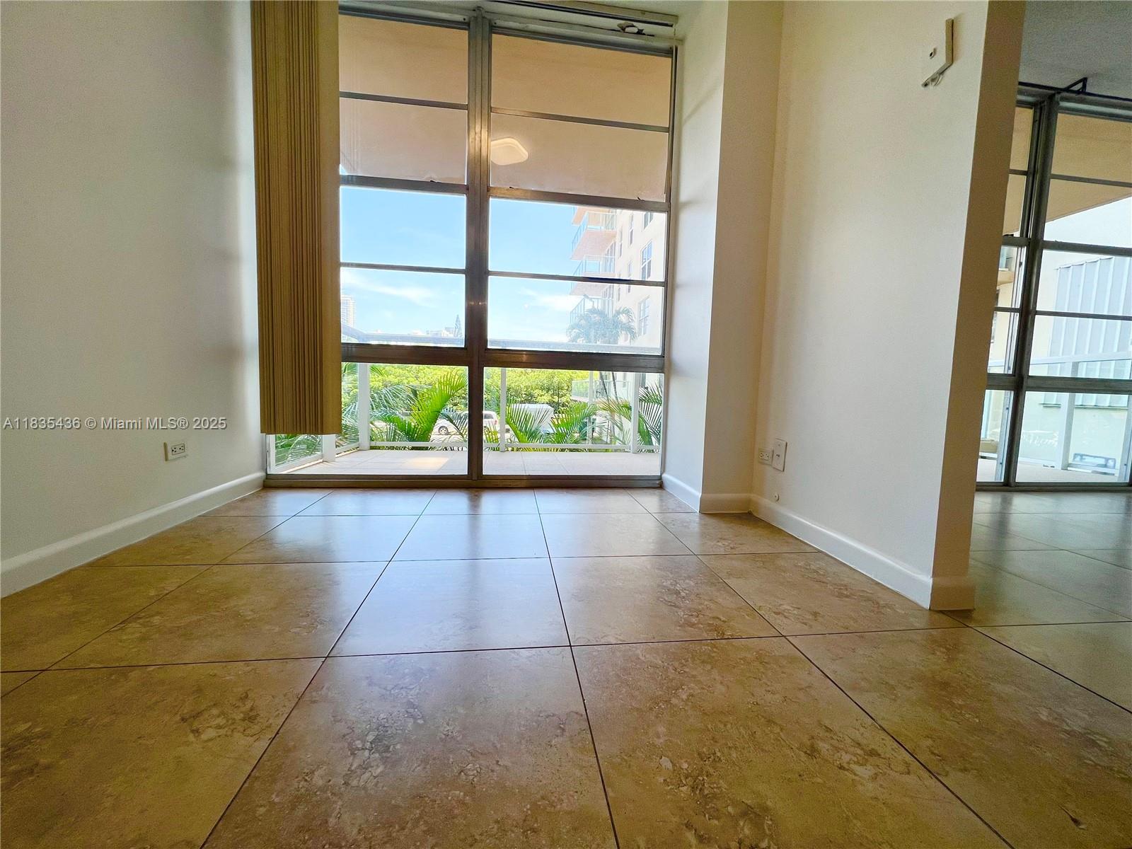 See details M01 2 / 2 1286 sq. ft. $ 2025-07-07 0 Photo