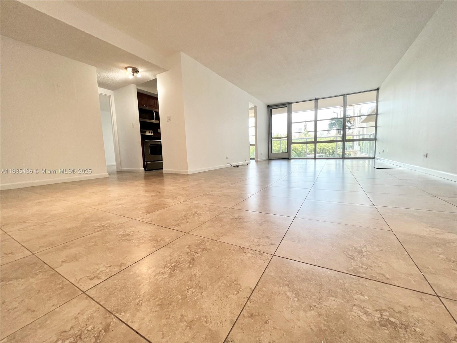 See details M01 2 / 2 1286 sq. ft. $ 2025-07-07 0 Photo