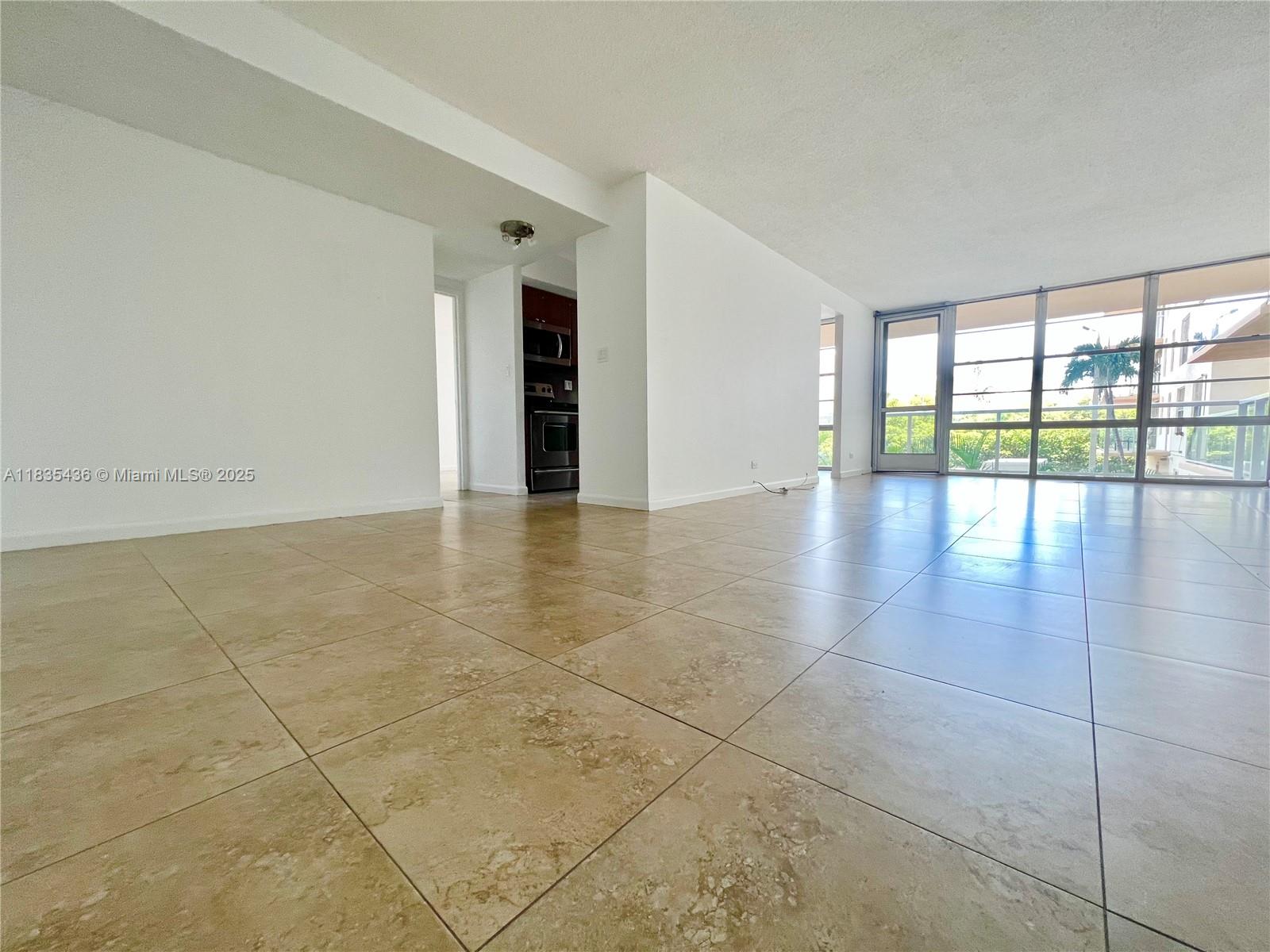 See details M01 2 / 2 1286 sq. ft. $ 2025-07-07 0 Photo