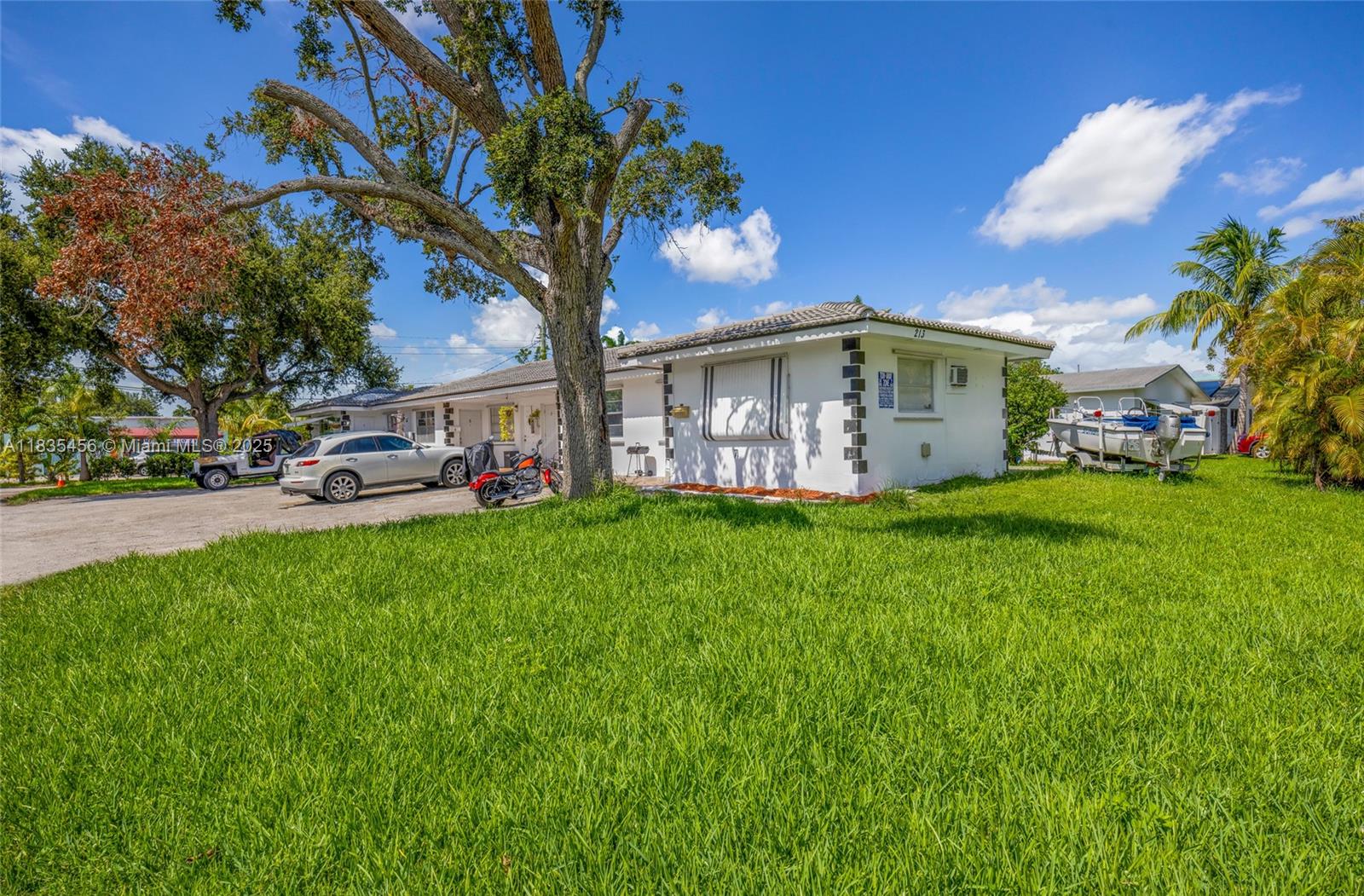 See details / 2690 sq. ft. $ 2025-07-07 0 Photo