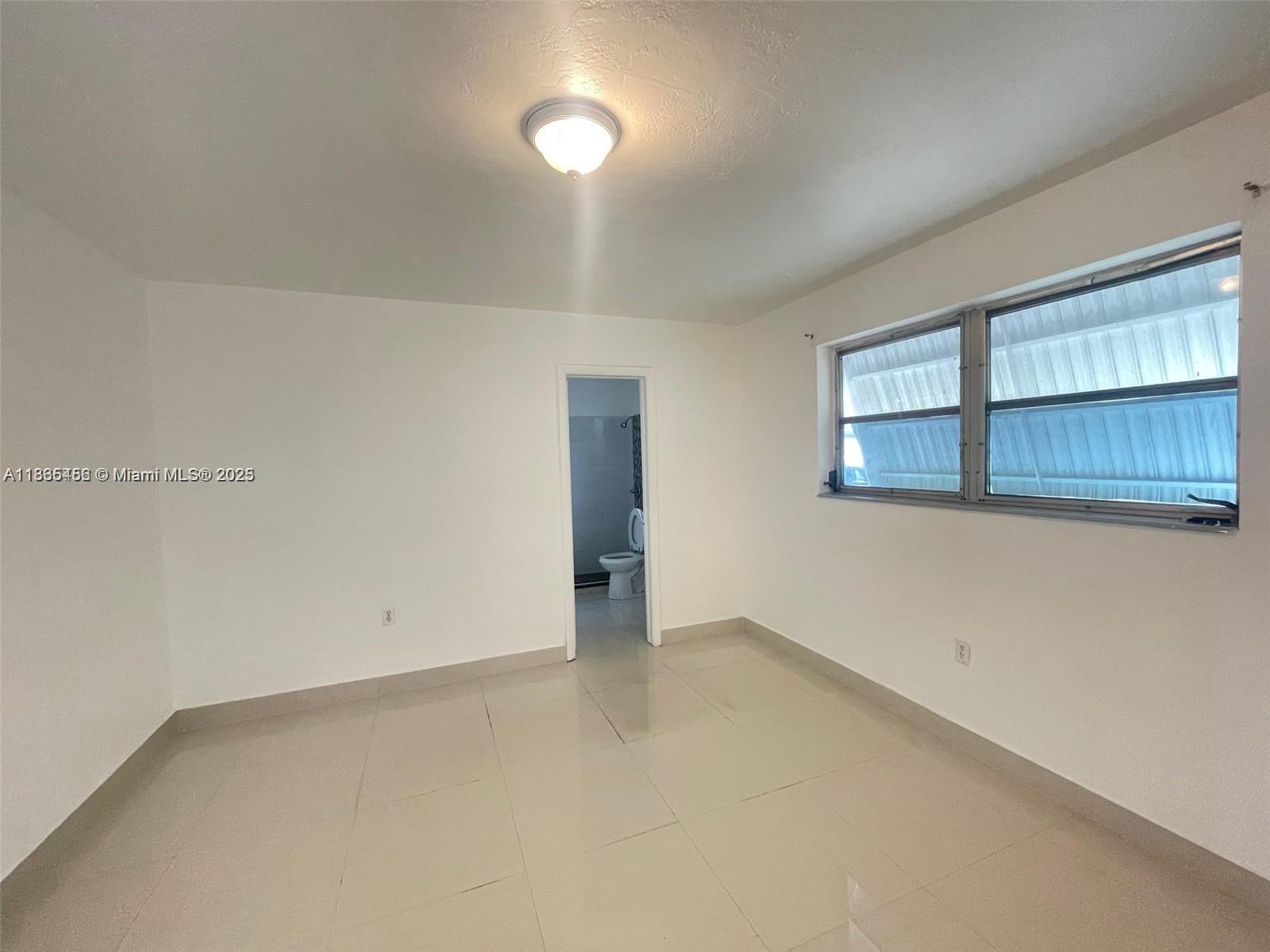 See details / 2690 sq. ft. $ 2025-07-07 0 Photo
