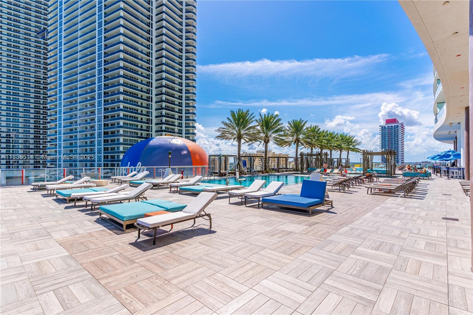 See details 2302 2 / 2 1145 sq. ft. $ 2025-07-07 0 Photo