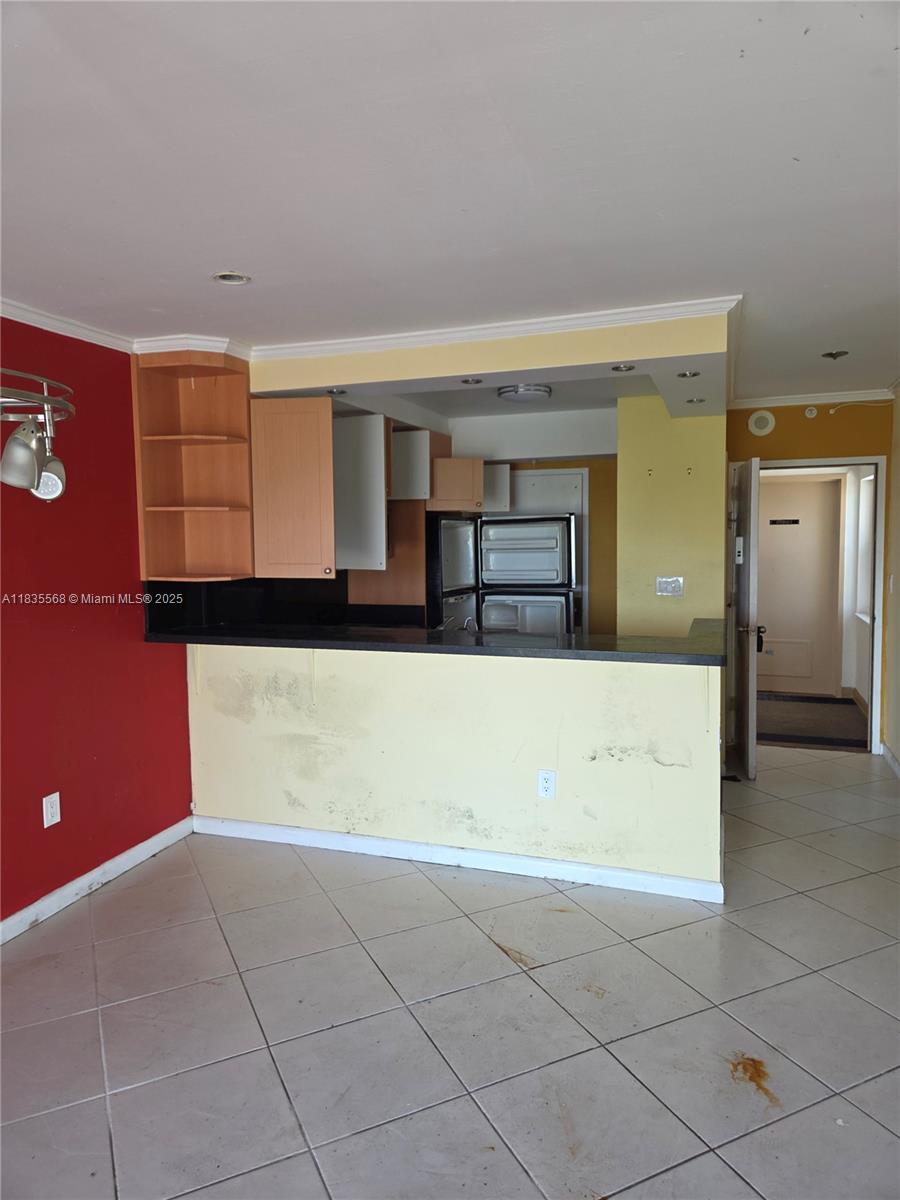 Photo of 400 Kings Point Dr  #401, Sunny Isles Beach, Florida, 33160 - 