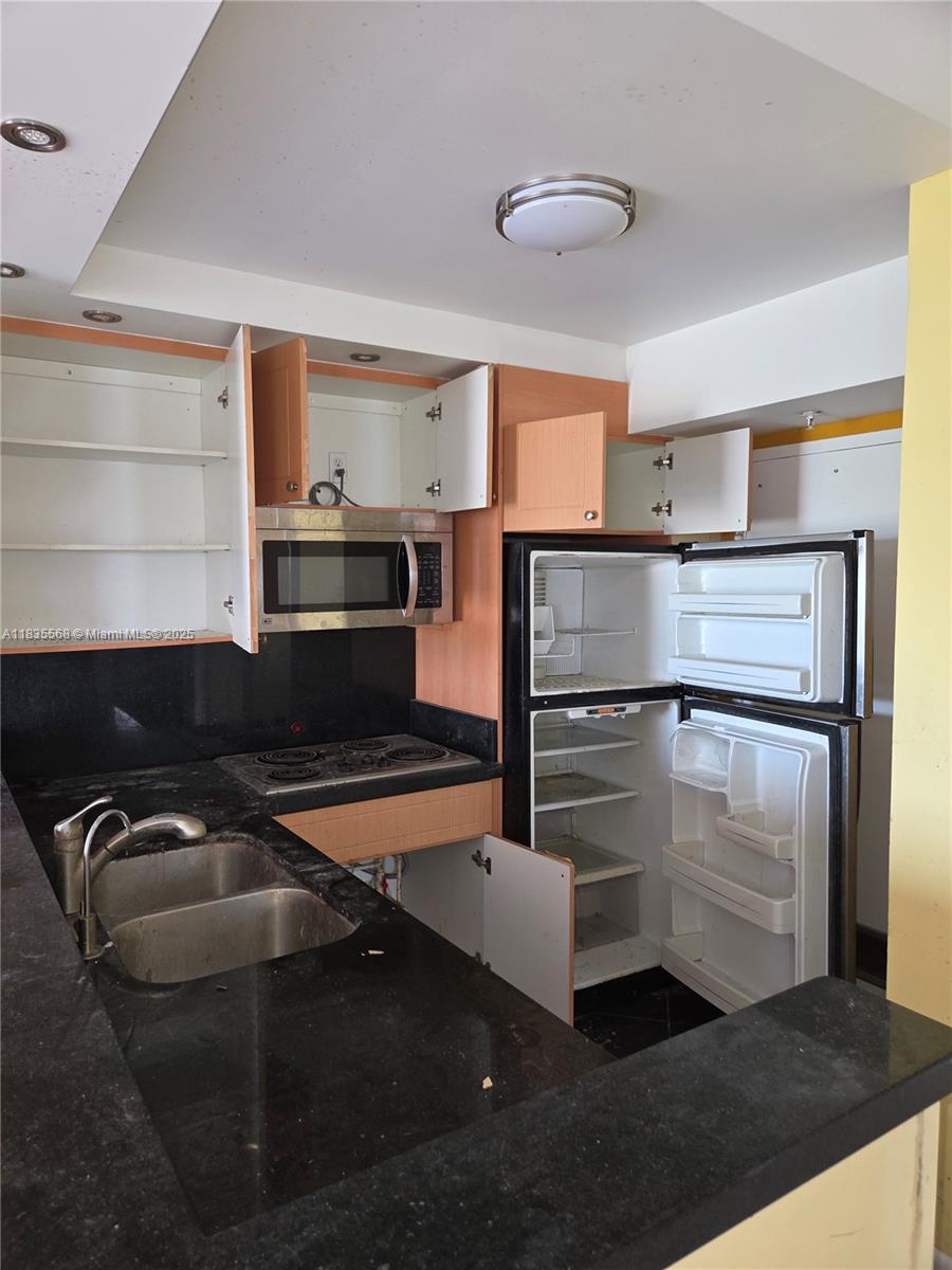 Photo of 400 Kings Point Dr  #401, Sunny Isles Beach, Florida, 33160 - 