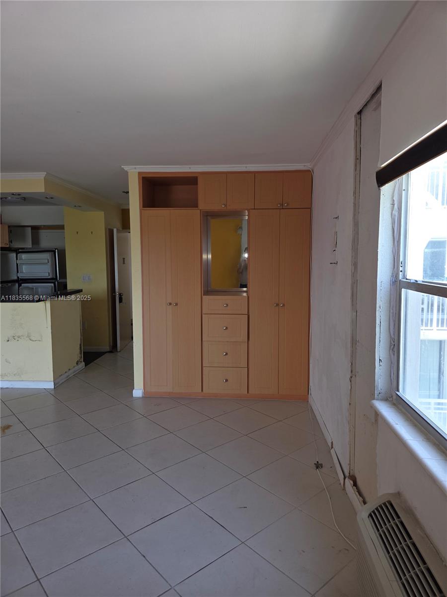 Photo of 400 Kings Point Dr  #401, Sunny Isles Beach, Florida, 33160 - 