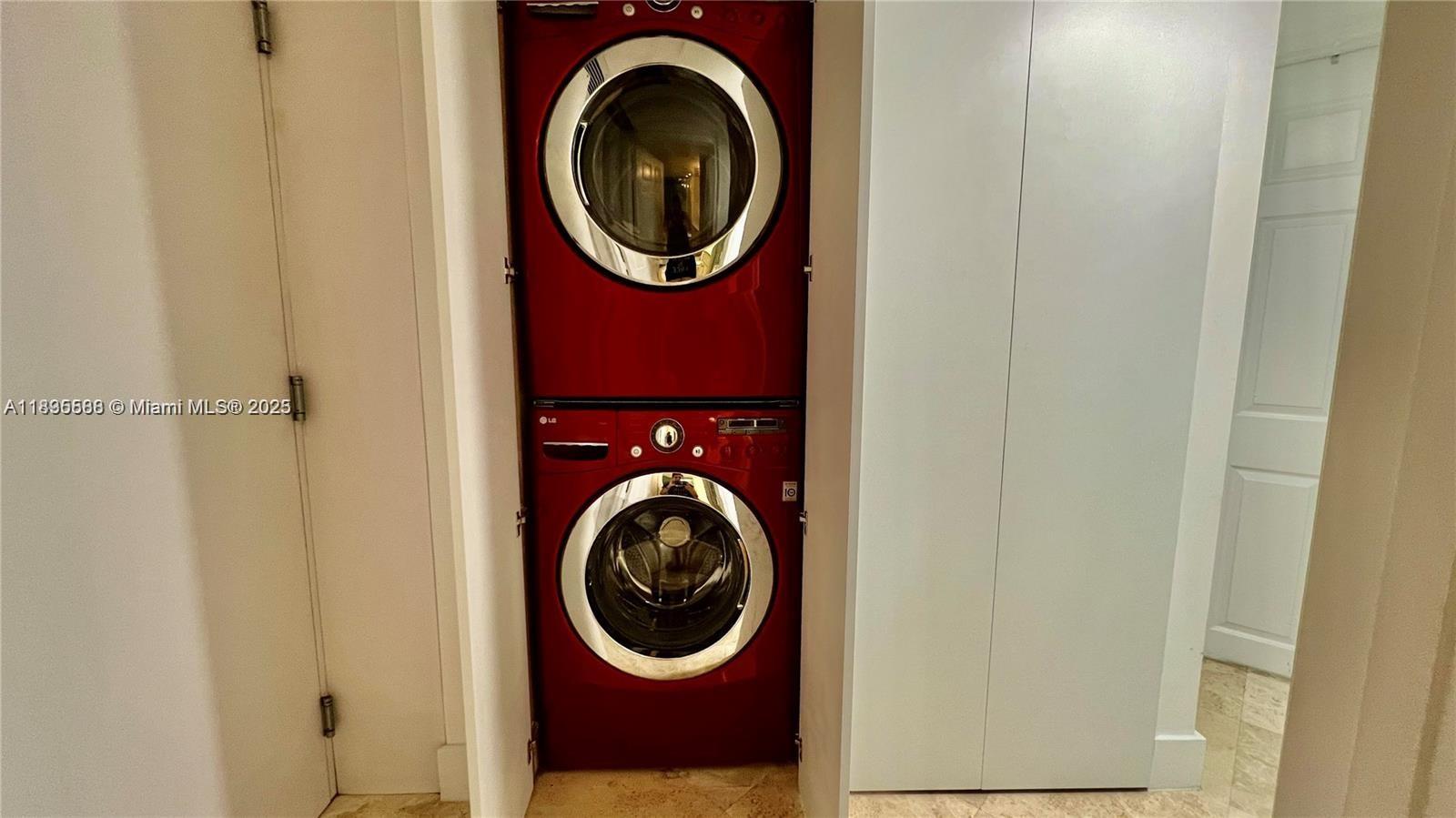 Photo of 16400 Collins Ave  #841, Sunny Isles Beach, Florida, 33160 - big washer & dryer