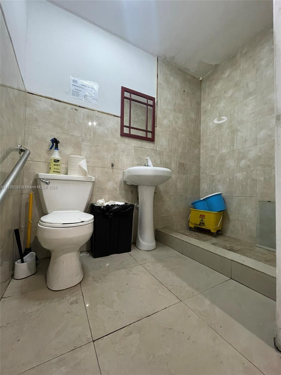See details / sq. ft. $ 2025-07-07 0 Photo