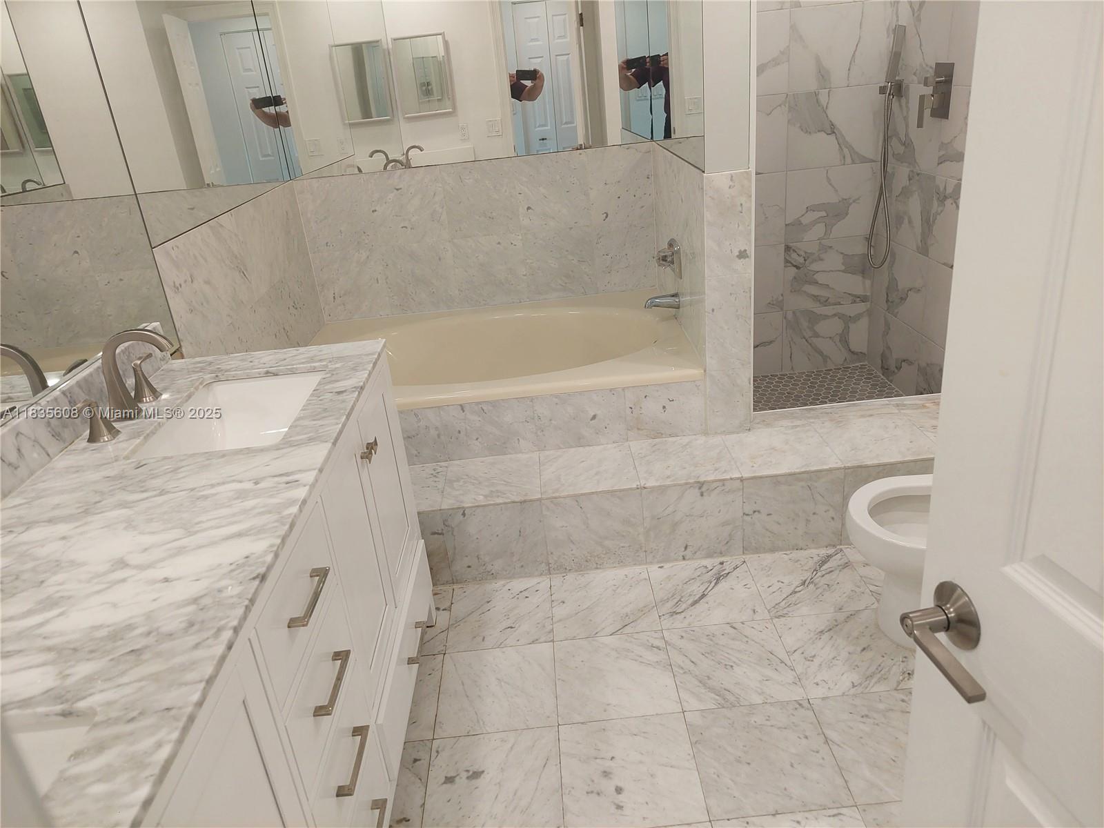 Photo of 255 Poinciana  (255), Sunny Isles Beach, Florida, 33160 - 