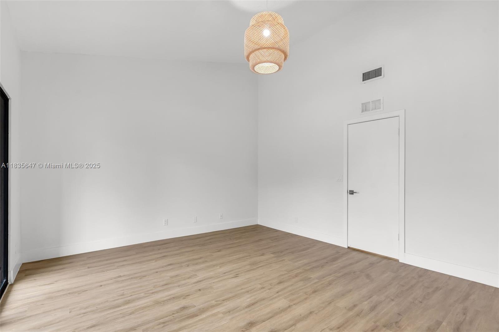 Photo of 21160 Mainsail Cir  (21160), Aventura, Florida, 33180 - 