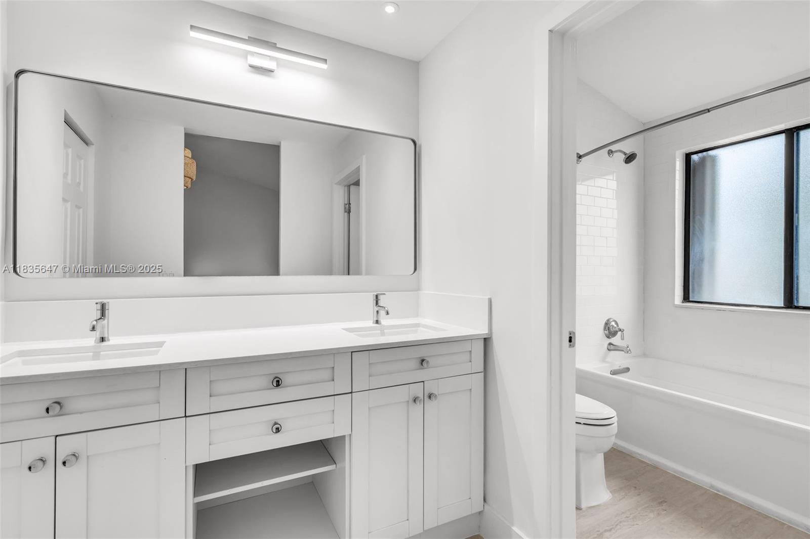 Photo of 21160 Mainsail Cir  (21160), Aventura, Florida, 33180 - 