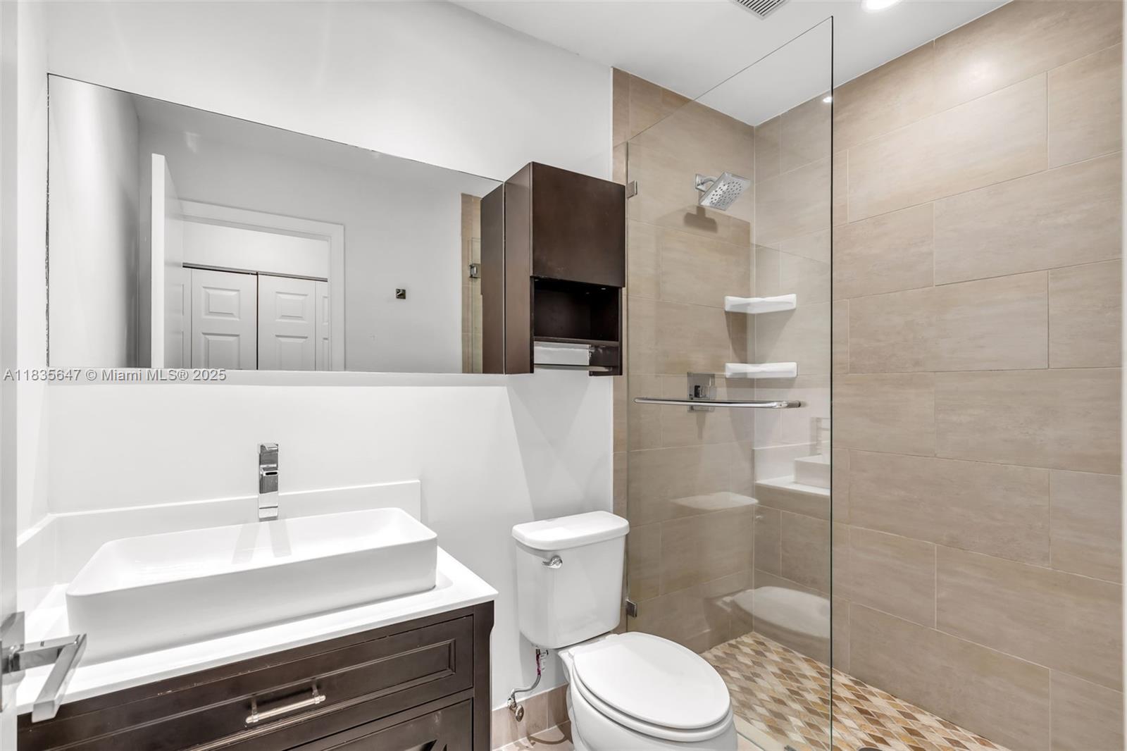 Photo of 21160 Mainsail Cir  (21160), Aventura, Florida, 33180 - 